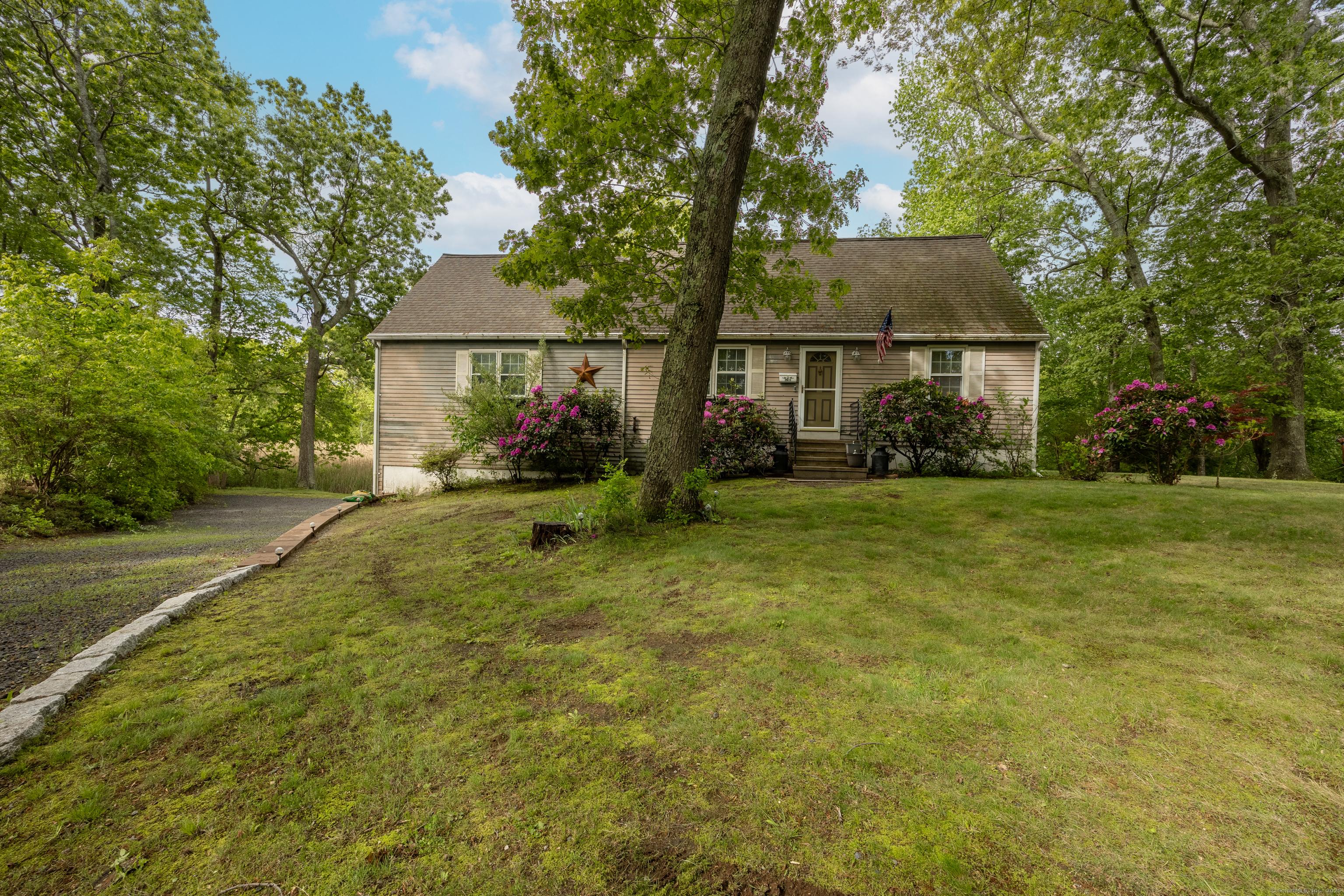 Old Saybrook, Connecticut, 06475, United States, 3 Bedrooms Bedrooms, ,2 BathroomsBathrooms,Residential,For Sale,1937949