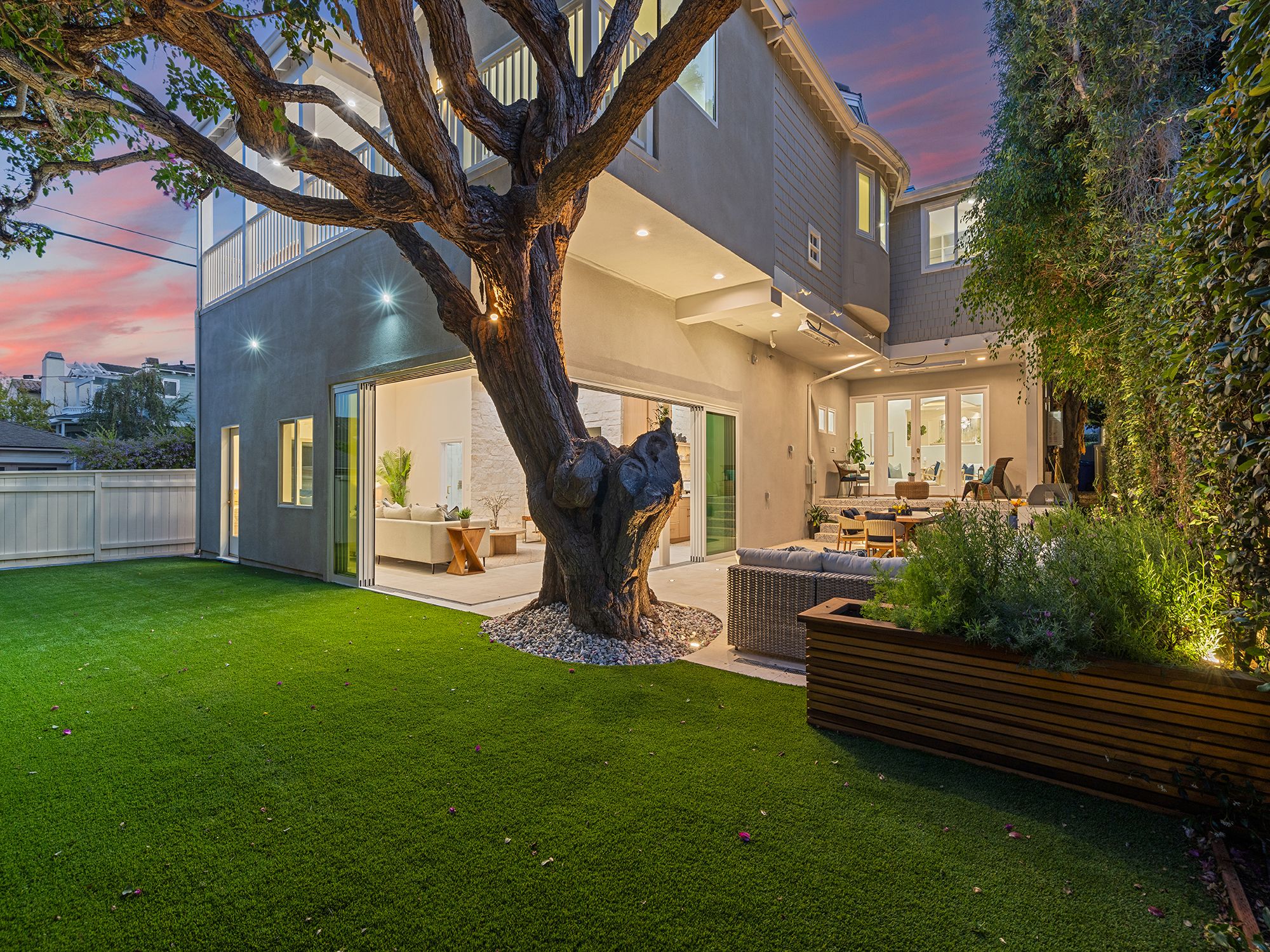  2300 John Street, Manhattan Beach, CA 90266 - 物件實景