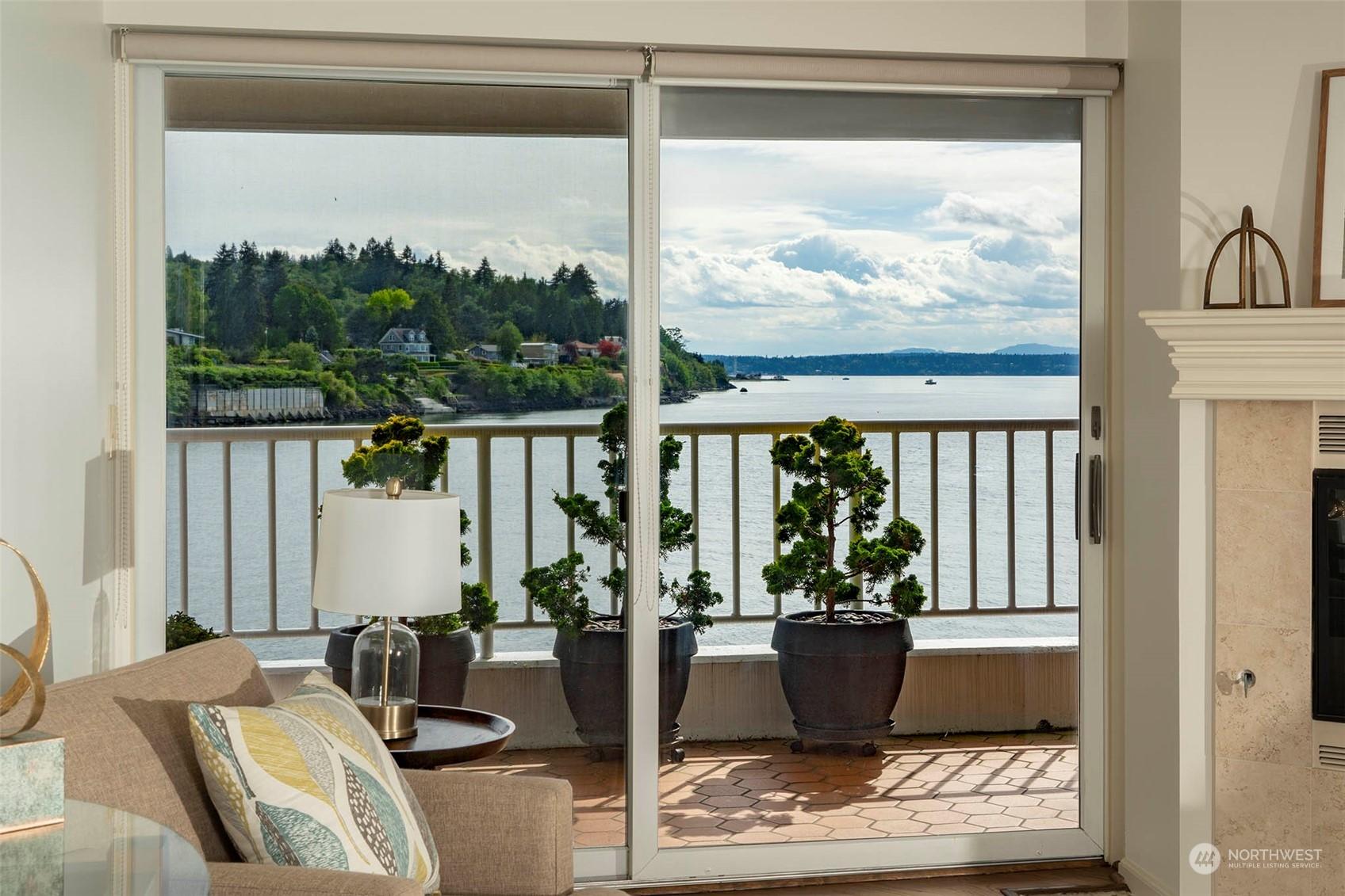 6321 Seaview Ave NW 21, Seattle, Washington, 98107, United States, 2 Bedrooms Bedrooms, ,3 BathroomsBathrooms,Residential,For Sale,6321 Seaview Ave NW 21,1628424