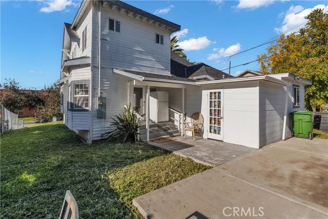 Los Angeles, California, 90026, United States, 6 Bedrooms Bedrooms, ,4 BathroomsBathrooms,Residential,For Sale,2005503