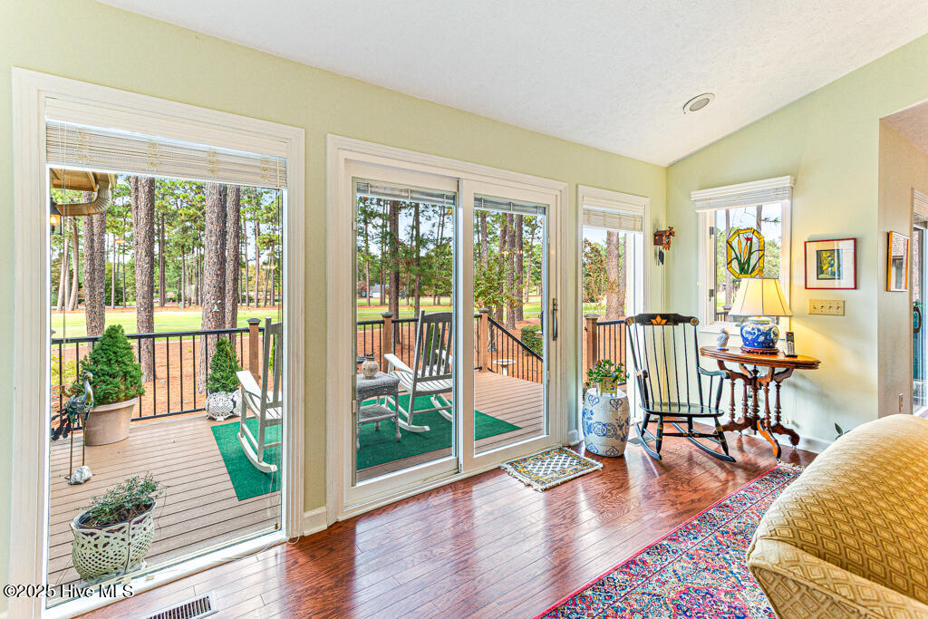 Pinehurst, North Carolina, 28374, United States, 2 Bedrooms Bedrooms, ,2 BathroomsBathrooms,Residential,For Sale,1984734