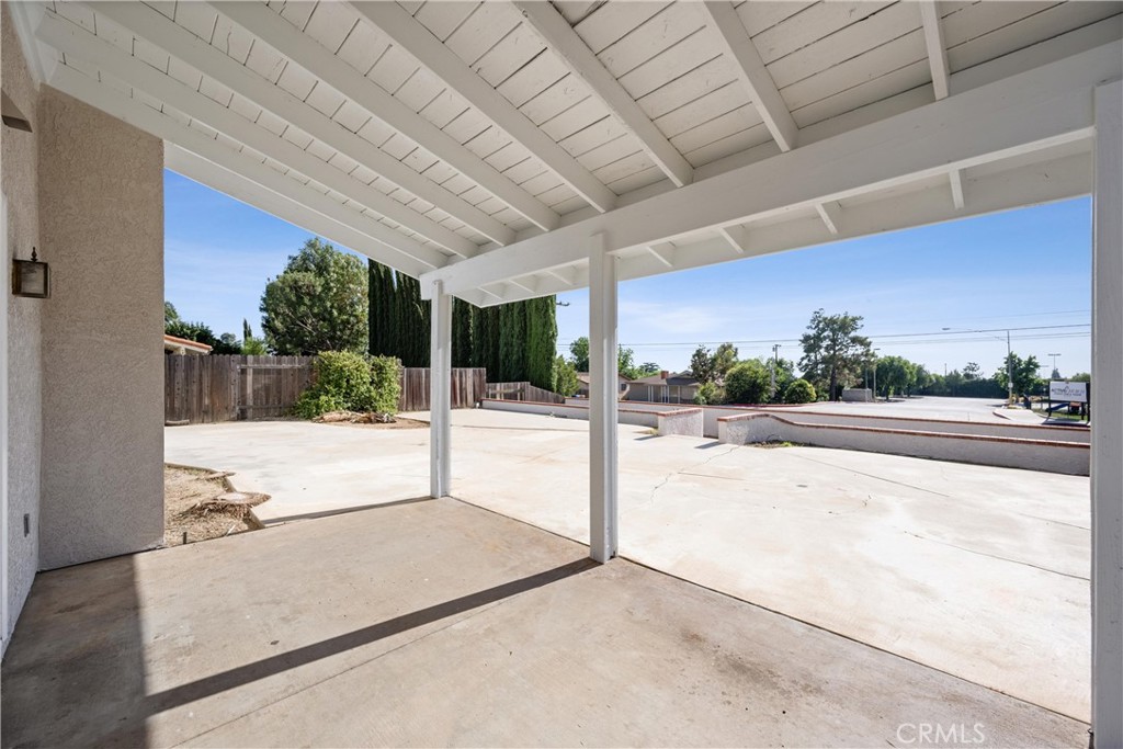 Yucaipa, California, 92399, United States, 4 Bedrooms Bedrooms, ,3 BathroomsBathrooms,Residential,For Sale,1882813