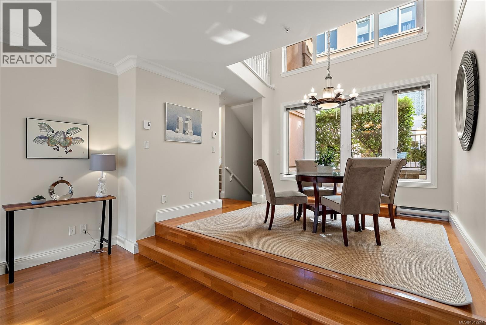 VICTORIA, British Columbia, V9A 7M5, CA, 4 Bedrooms Bedrooms, ,4 BathroomsBathrooms,Residential,For Sale,1947216