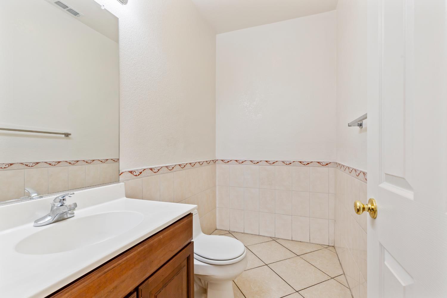 Patterson, California, 95363, United States, 5 Bedrooms Bedrooms, ,4 BathroomsBathrooms,Residential,For Sale,1976897