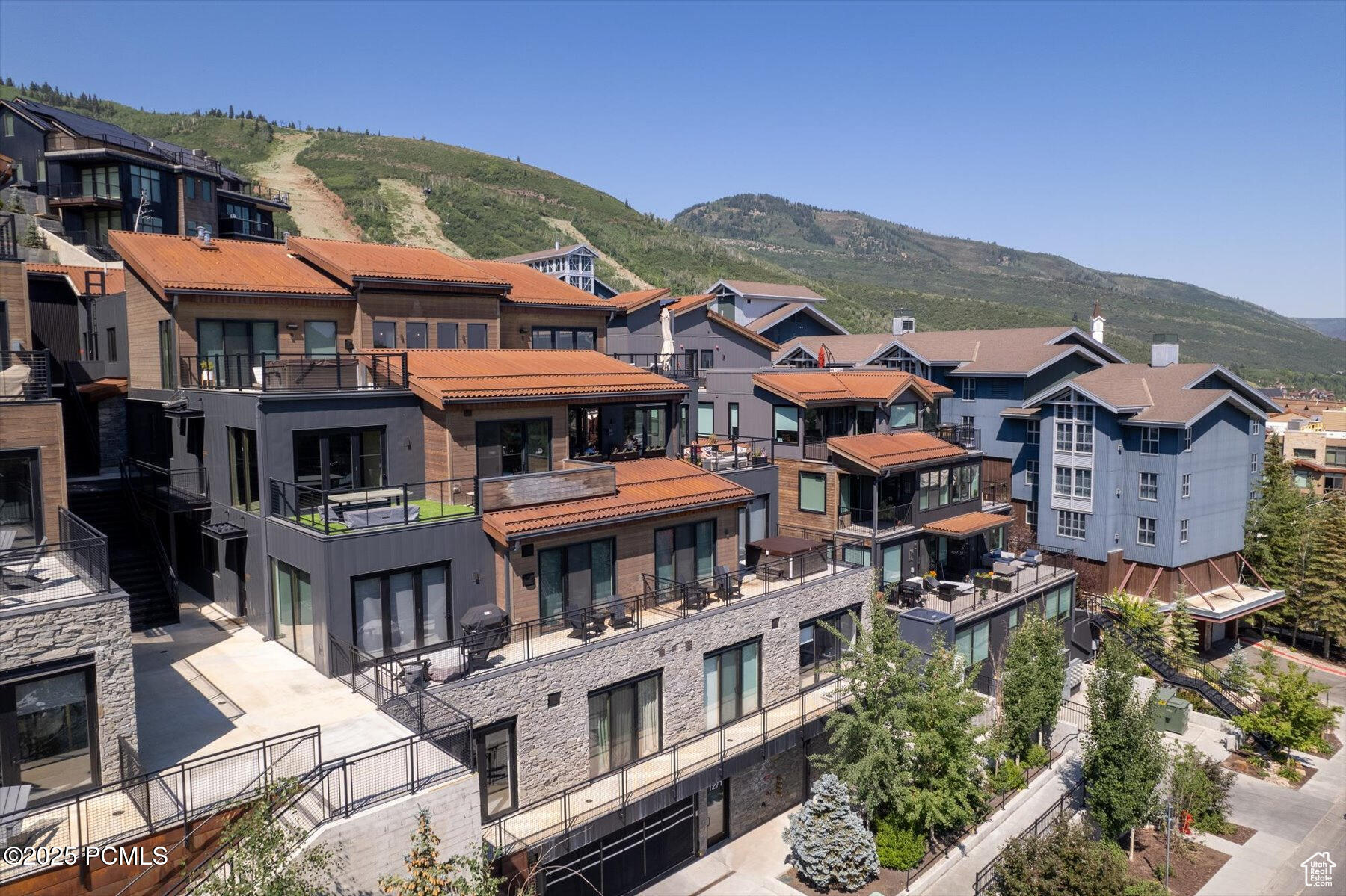 Park City, Utah, 84060, United States, 2 Bedrooms Bedrooms, ,2 BathroomsBathrooms,Residential,For Sale,1989622