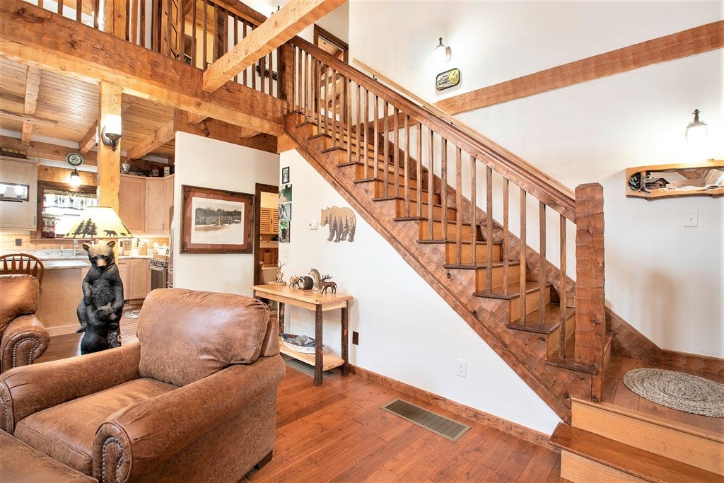 Blue Ridge, Georgia, 30513, United States, 4 Bedrooms Bedrooms, ,3 BathroomsBathrooms,Residential,For Sale,1876704