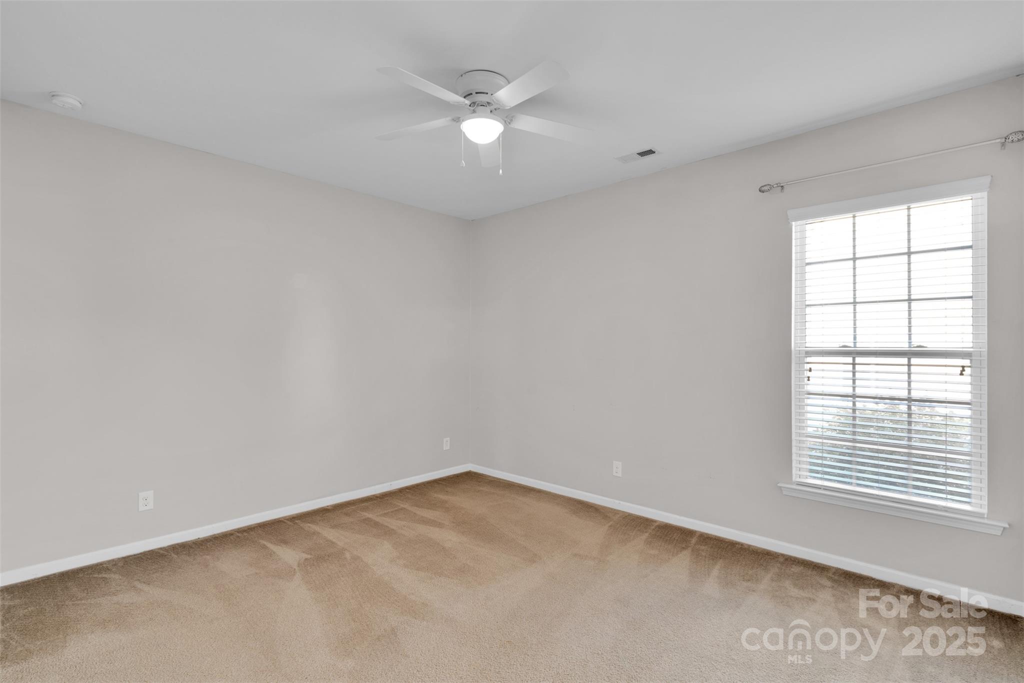 Charlotte, North Carolina, 28278, United States, 3 Bedrooms Bedrooms, ,2 BathroomsBathrooms,Residential,For Sale,1948260