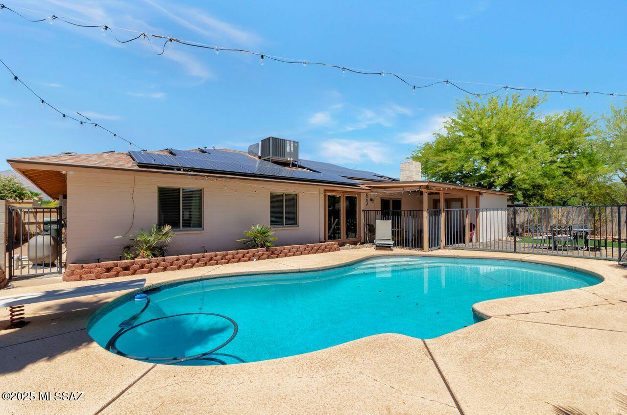 Tucson, Arizona, 85715, United States, 4 Bedrooms Bedrooms, ,2 BathroomsBathrooms,Residential,For Sale,1955495