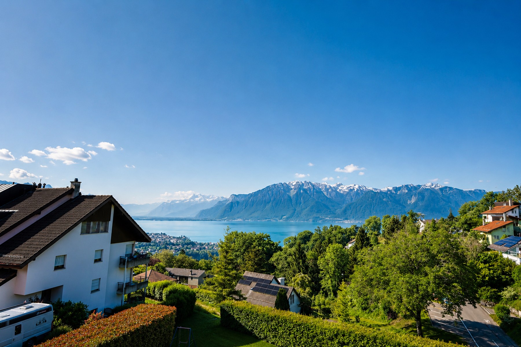  Stunning duplex apartment with lake views and high-quality finishes - 物件實景