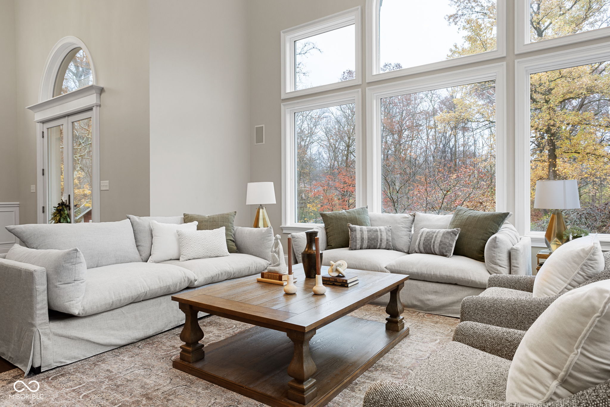 Indianapolis, Indiana, 46226, United States, 6 Bedrooms Bedrooms, ,7 BathroomsBathrooms,Residential,For Sale,1998001