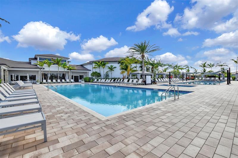 Boynton Beach, Florida, 33473, United States, 4 Bedrooms Bedrooms, ,5 BathroomsBathrooms,Residential,For Sale,2000646