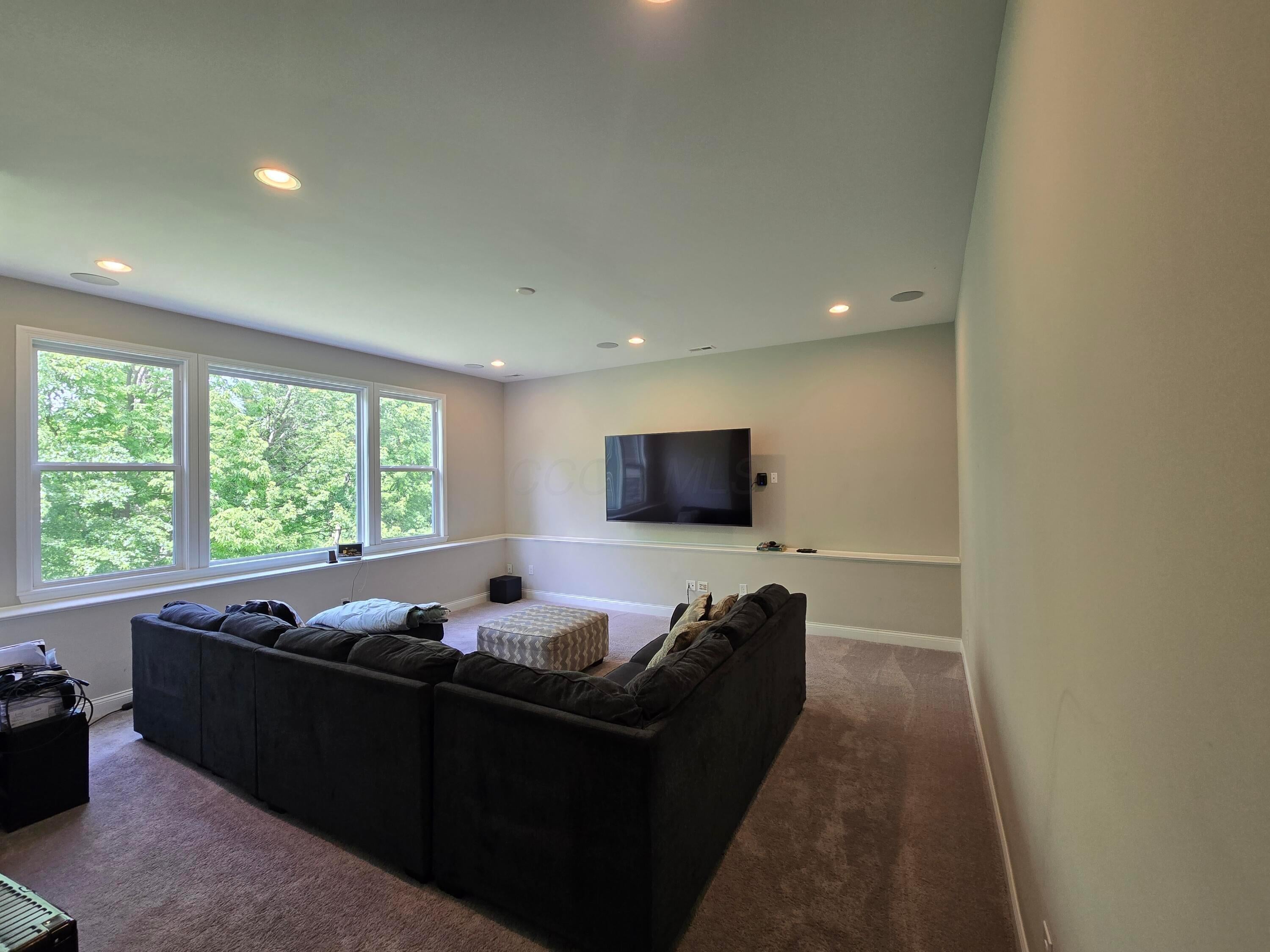 Pickerington, Ohio, 43147, United States, 5 Bedrooms Bedrooms, ,5 BathroomsBathrooms,Residential,For Sale,2048451