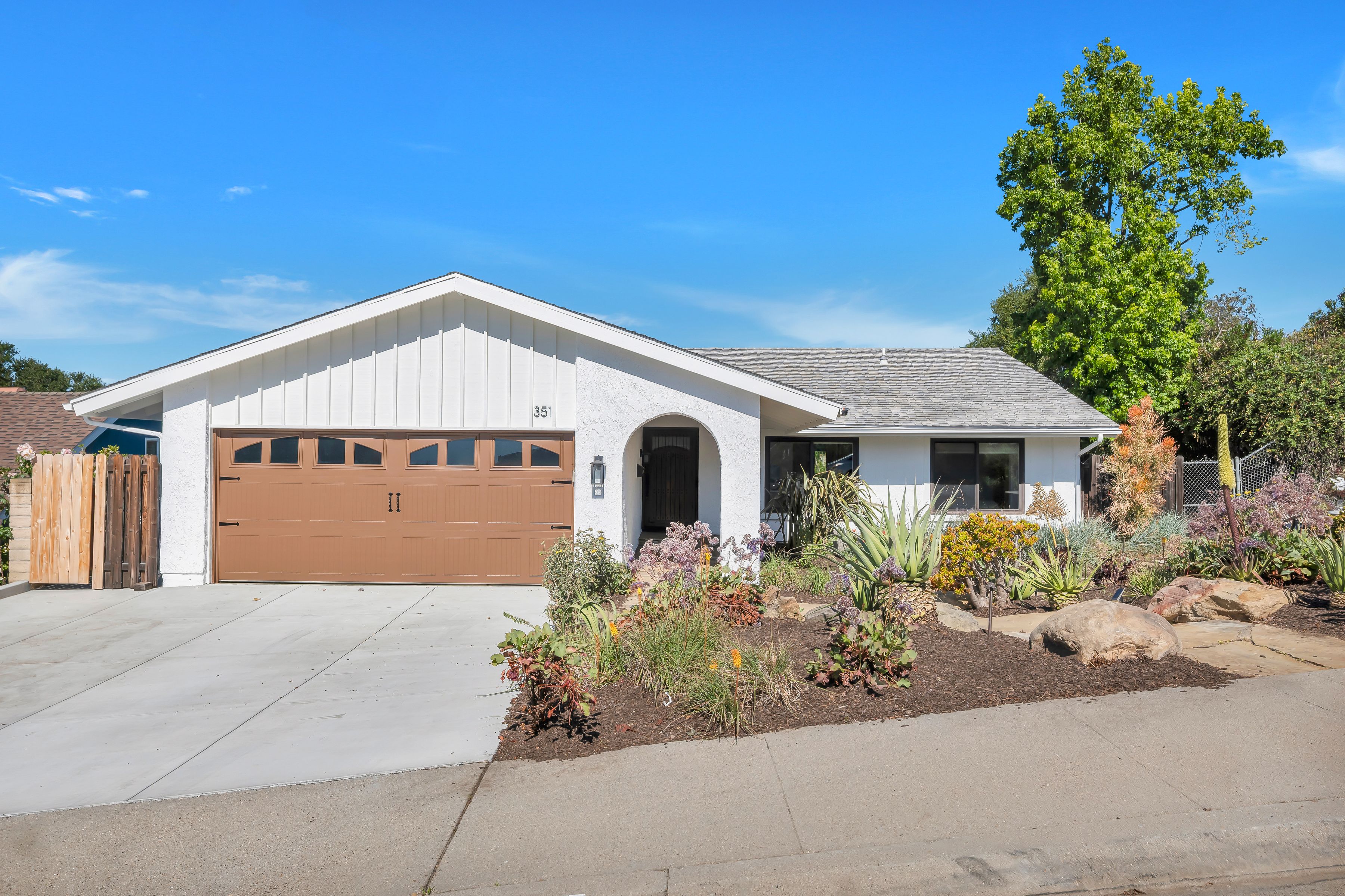  351 S. Greenway Avenue, Newbury Park - 物件實景