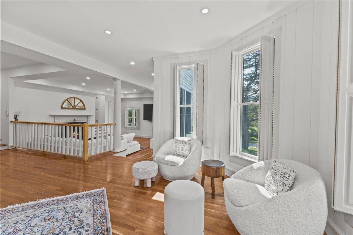 Stowe, Vermont, 05672, United States, 4 Bedrooms Bedrooms, ,3 BathroomsBathrooms,Residential,For Sale,1890997