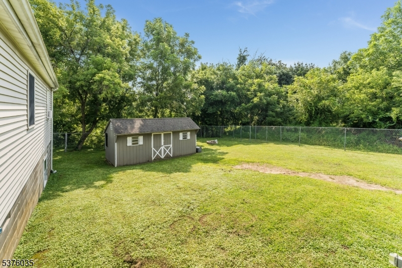 Phillipsburg Town, New Jersey, 08865, United States, 6 Bedrooms Bedrooms, ,4 BathroomsBathrooms,Residential,For Sale,1918649