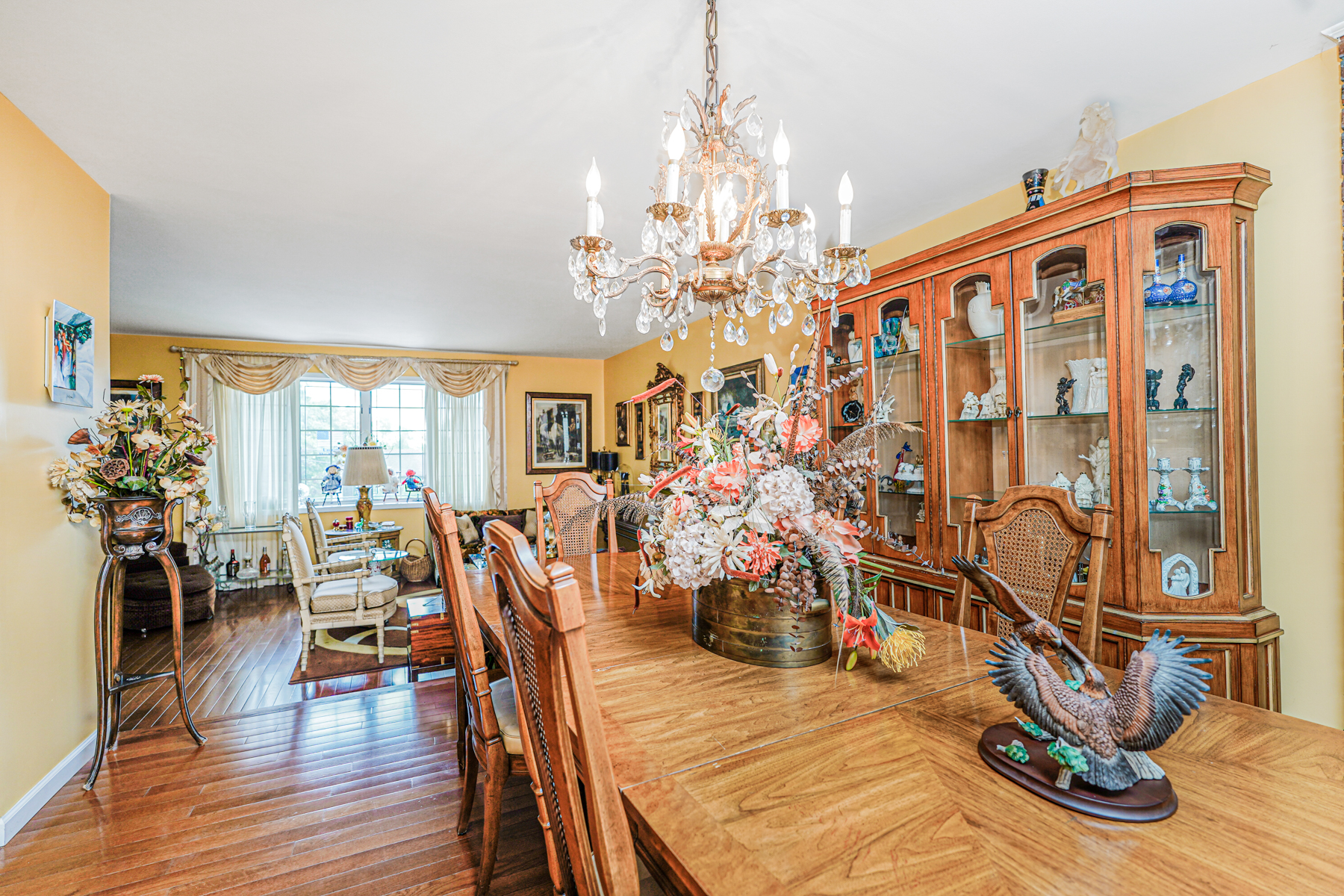 Staten Island, New York, 10301, United States, 4 Bedrooms Bedrooms, ,3 BathroomsBathrooms,Residential,For Sale,1838592