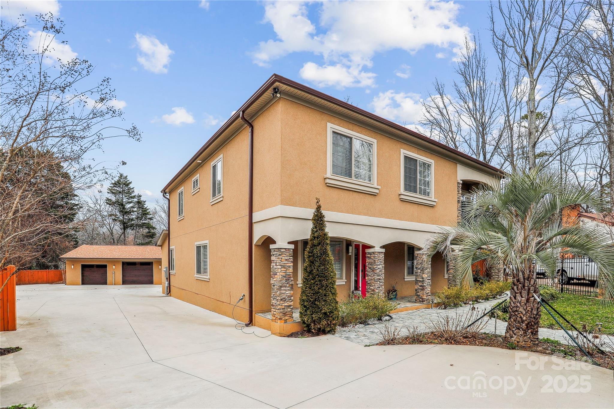 Charlotte, North Carolina, 28227, United States, 5 Bedrooms Bedrooms, ,4 BathroomsBathrooms,Residential,For Sale,1941772
