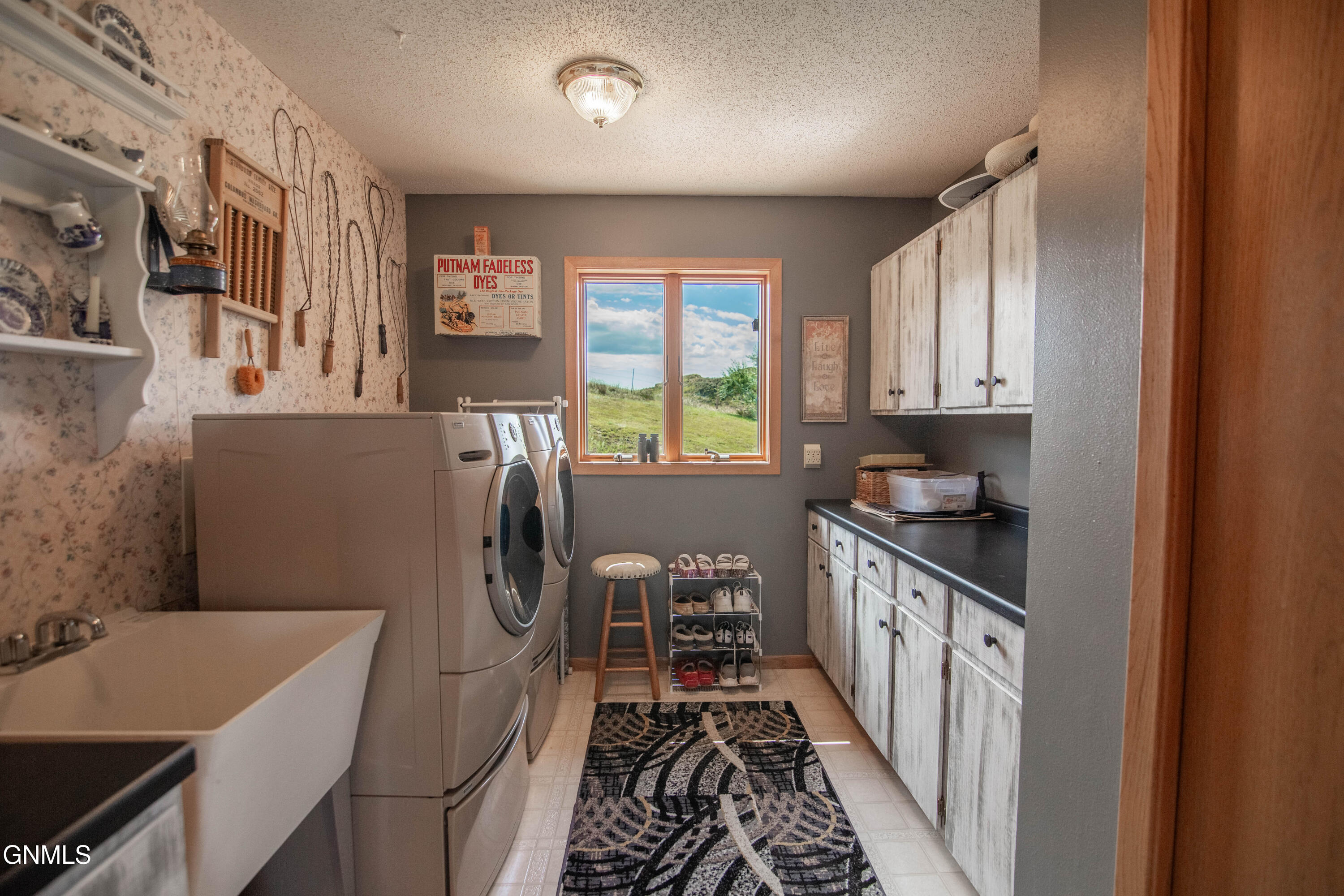 Medora, North Dakota, 58645, United States, 6 Bedrooms Bedrooms, ,1 BathroomBathrooms,Residential,For Sale,1976431