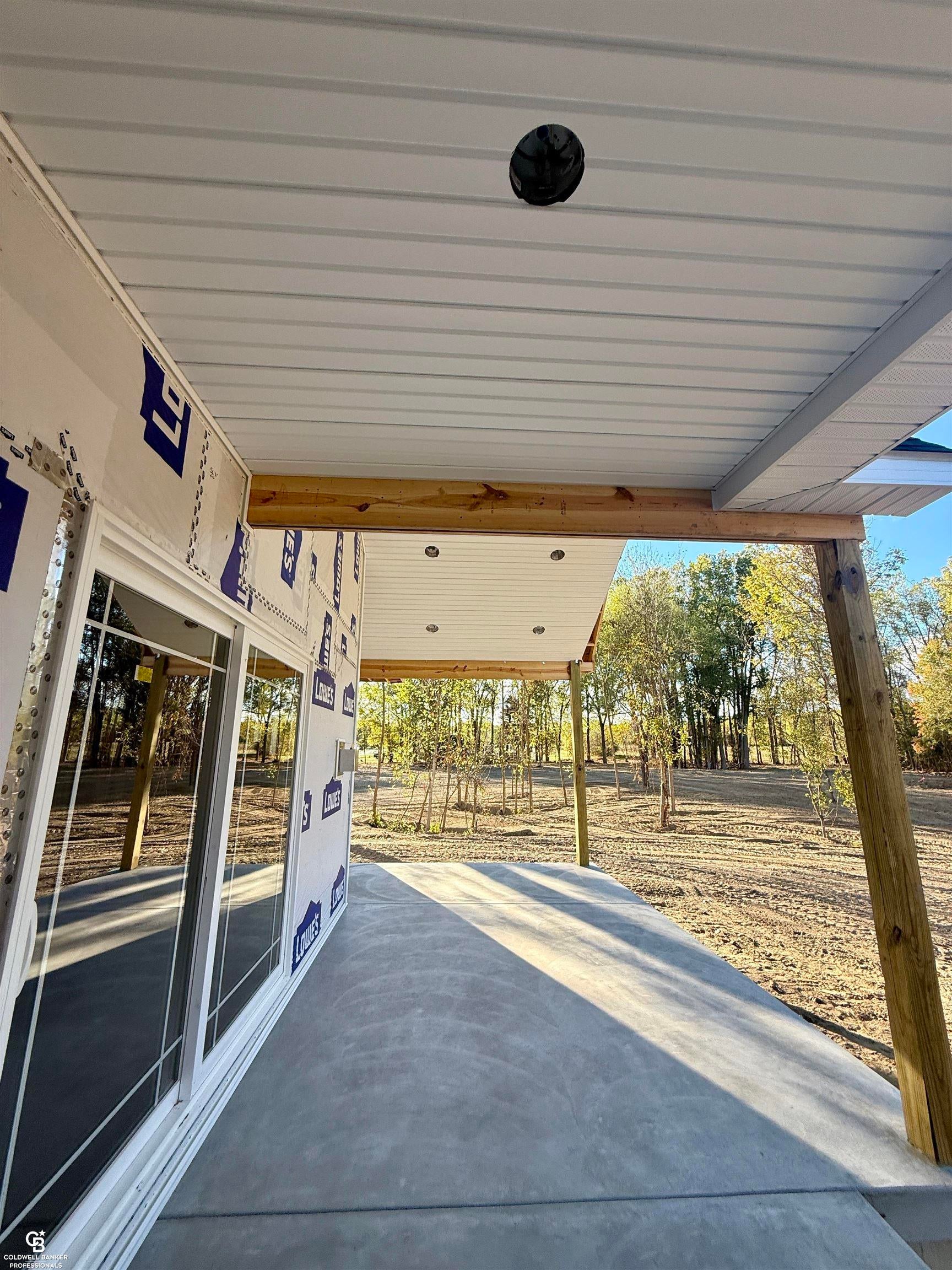 Saint Clair, Michigan, 48079, United States, 5 Bedrooms Bedrooms, ,3 BathroomsBathrooms,Residential,For Sale,1868315