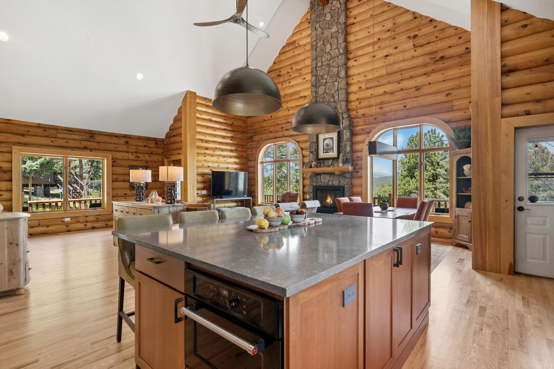  4620 Forest Hill Road, Evergreen, CO, 80439 - 物件實景