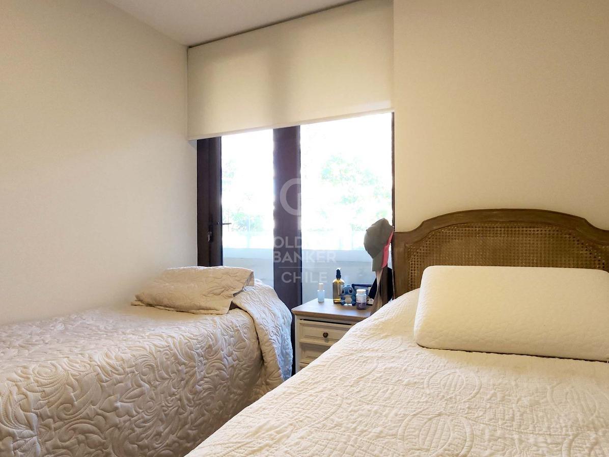 Lo Barnechea, Chile, 2 Bedrooms Bedrooms, ,2 BathroomsBathrooms,Residential,For Sale,1807621