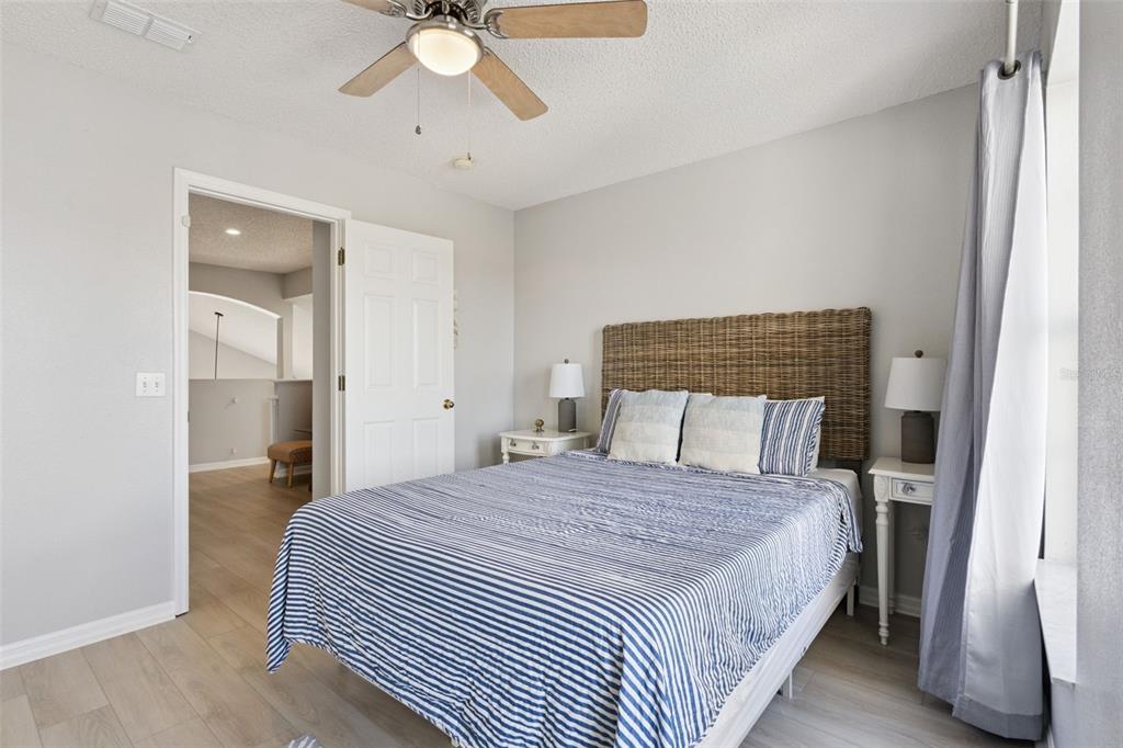 Kissimmee, Florida, 34747, United States, 6 Bedrooms Bedrooms, ,4 BathroomsBathrooms,Residential,For Sale,1992818