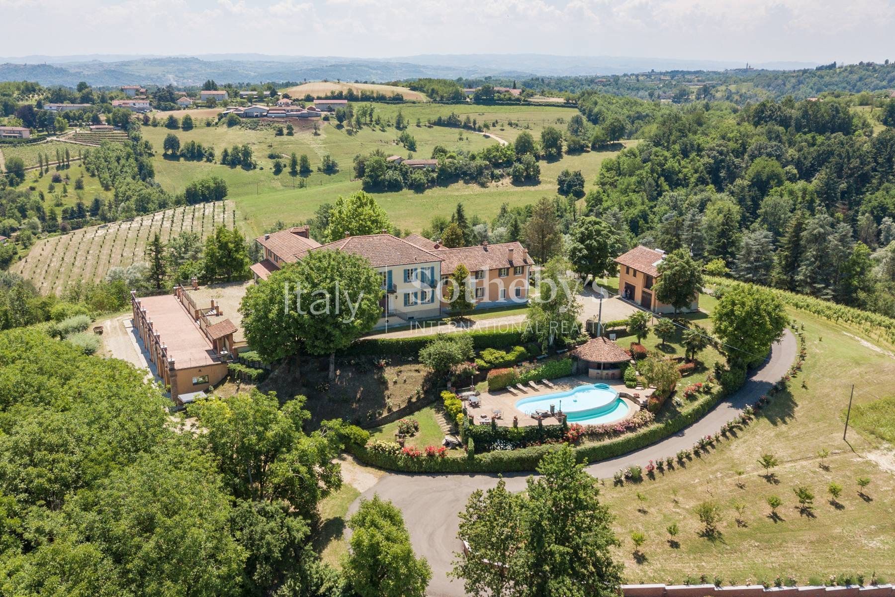  Prestigious estate with breathtaking views of the Alps - 物件實景