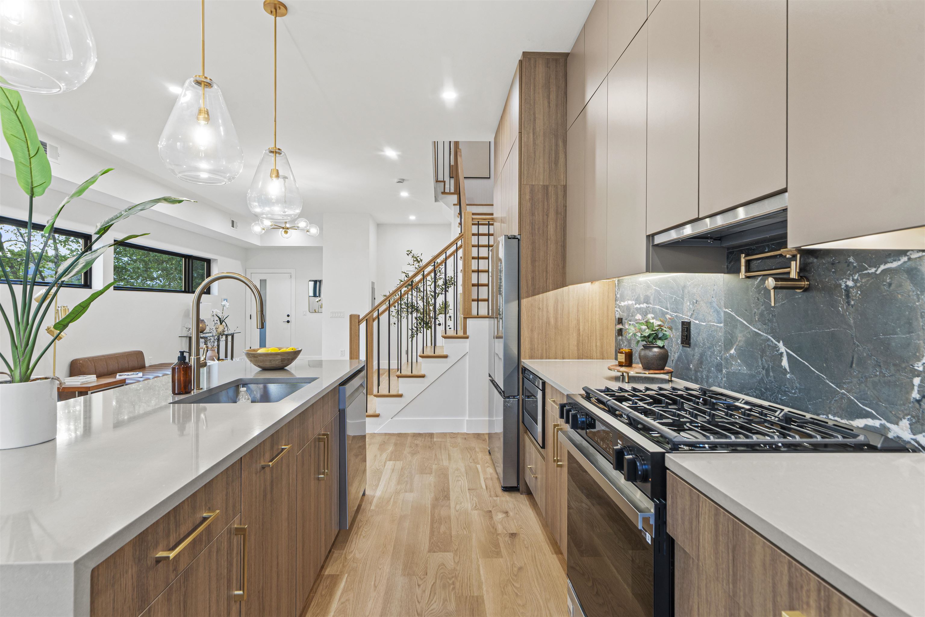 Jersey City, New Jersey, 07307, United States, 3 Bedrooms Bedrooms, ,3 BathroomsBathrooms,Residential,For Sale,2001766