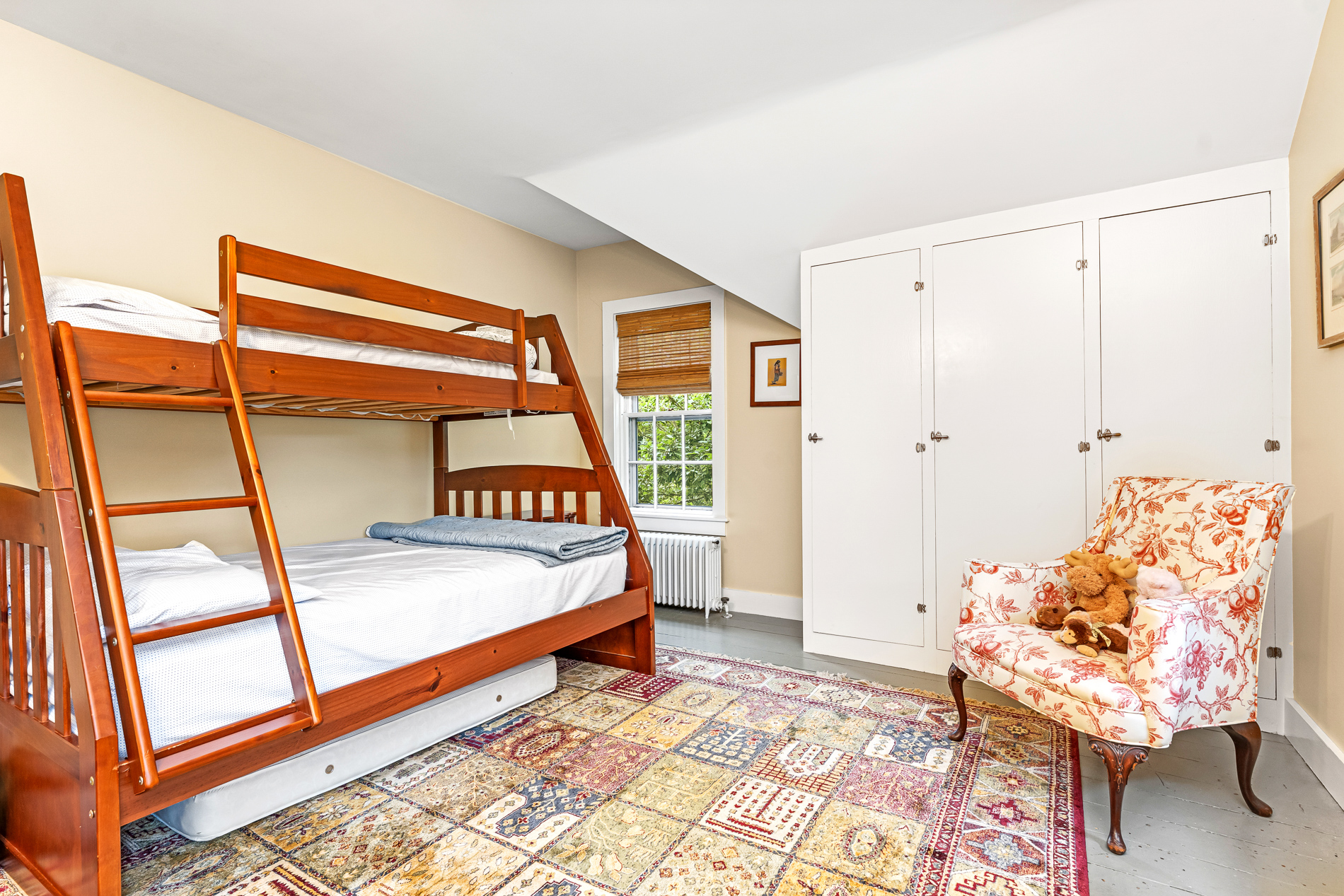  300 Kenyon Avenue, South Kingstown, RI, 02879 - 物件實景
