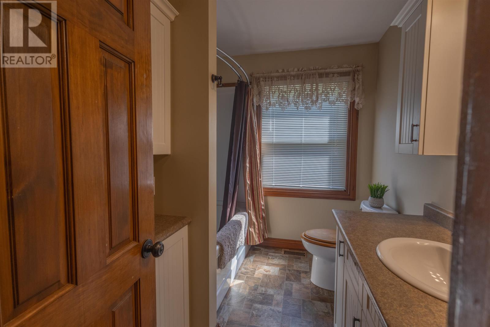 BROOKLYN, Prince Edward Island, C0A 1R0, CA, 6 Bedrooms Bedrooms, ,3 BathroomsBathrooms,Residential,For Sale,1951487