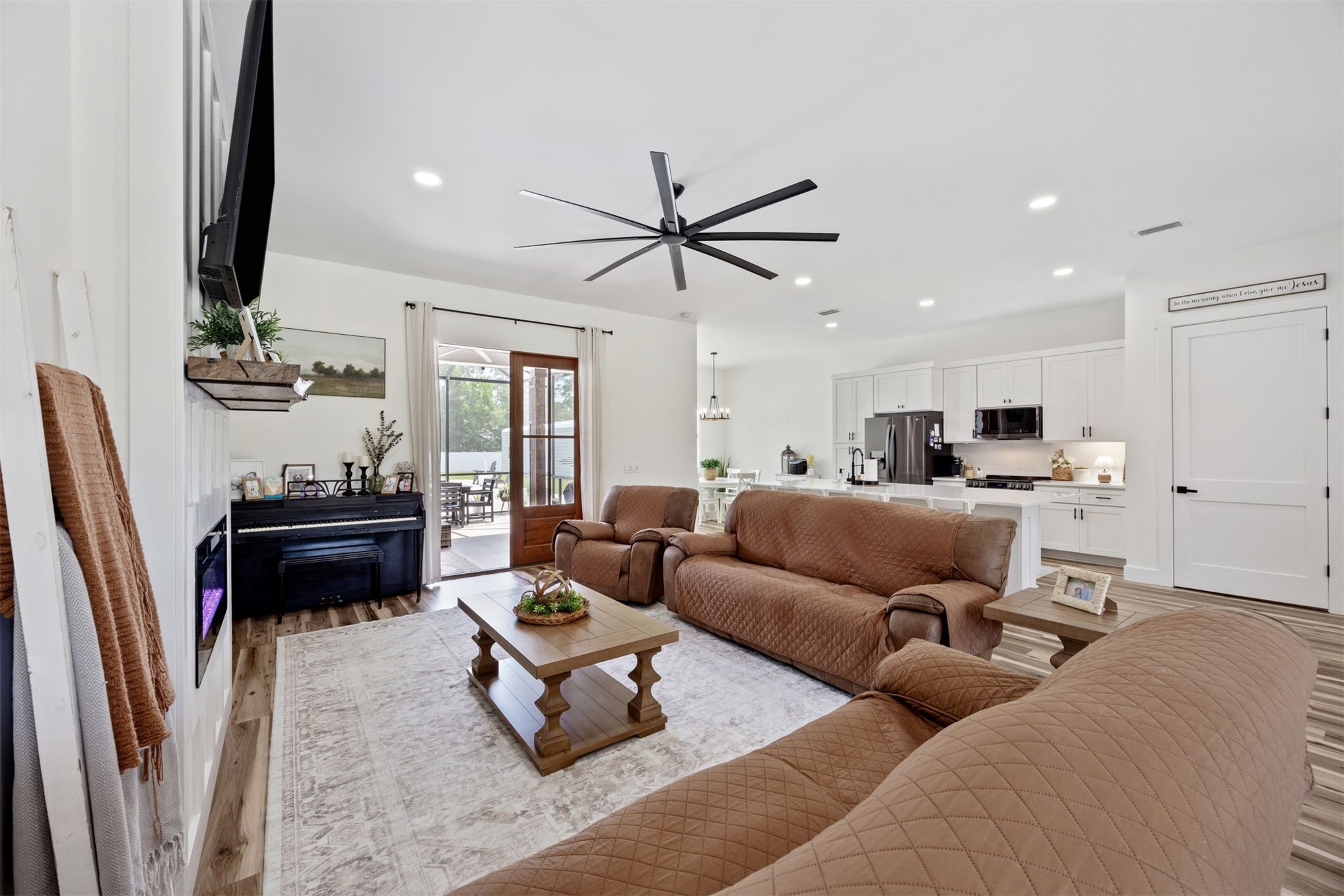 Callahan, Florida, 32011, United States, 4 Bedrooms Bedrooms, ,2 BathroomsBathrooms,Residential,For Sale,2049418