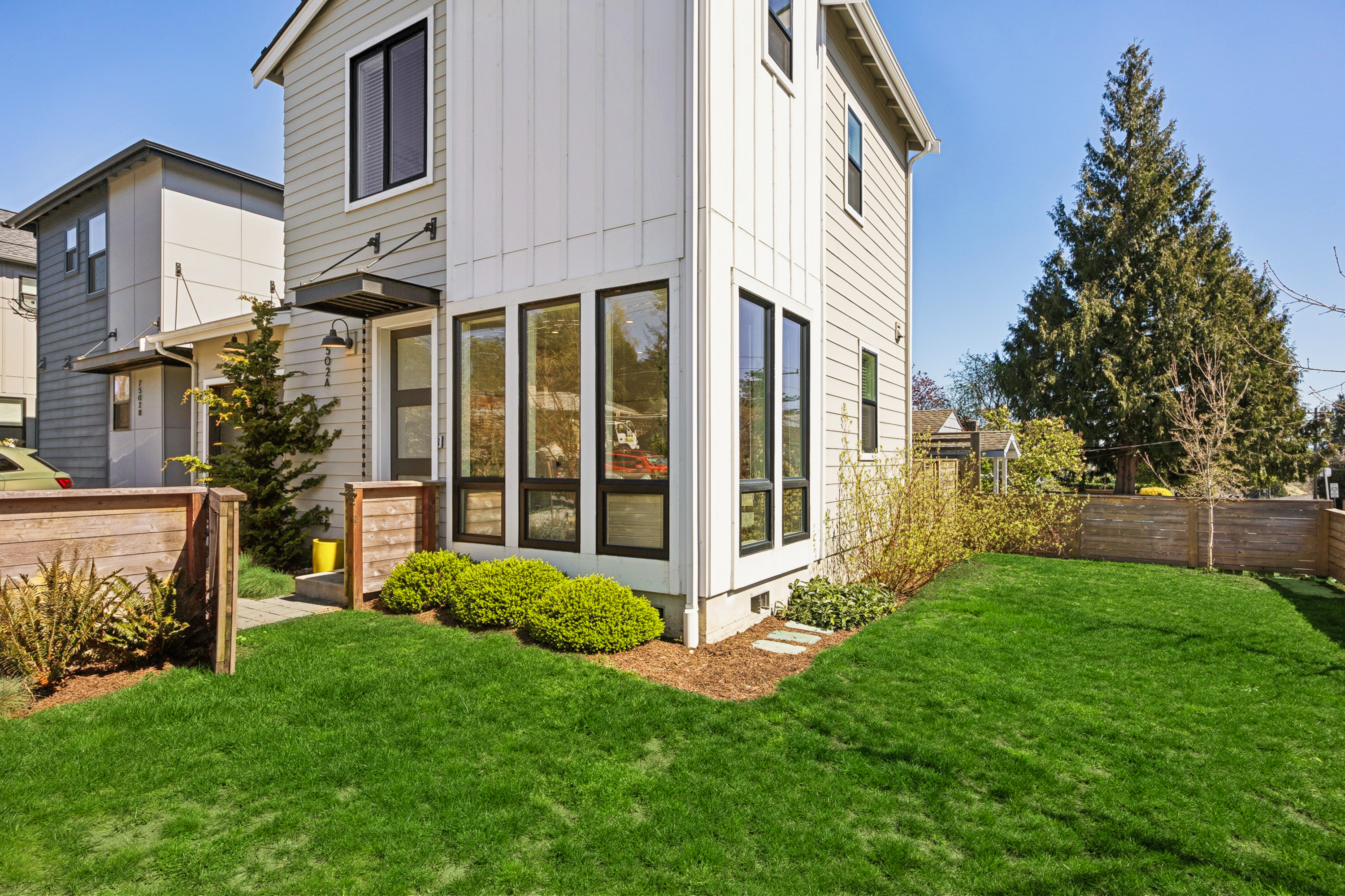  7502 32nd Ave NE Unit #A, Seattle, WA 98115 - 物件實景