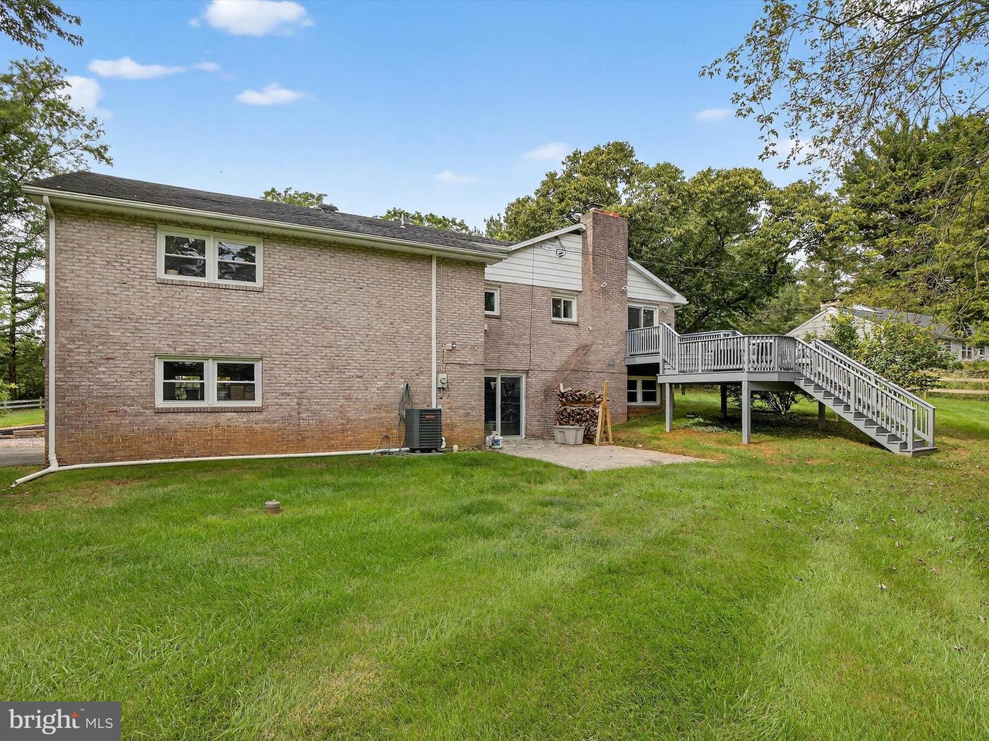 Lancaster, Pennsylvania, 17601, United States, 4 Bedrooms Bedrooms, ,3 BathroomsBathrooms,Residential,For Sale,2003108