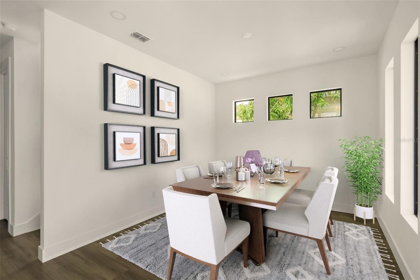 TAMPA, Florida, 33607, United States, 5 Bedrooms Bedrooms, ,3 BathroomsBathrooms,Residential,For Sale,1976051