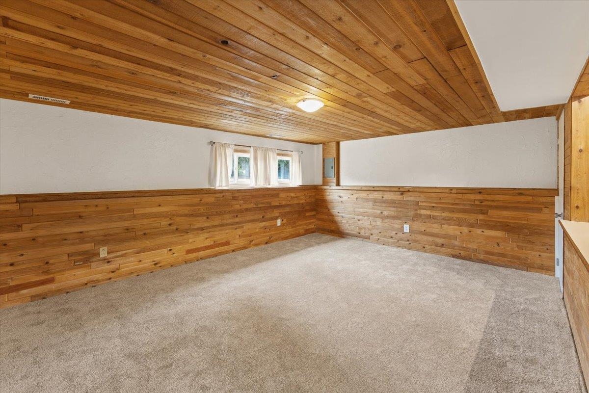 Spokane, Washington, 99223, United States, 4 Bedrooms Bedrooms, ,2 BathroomsBathrooms,Residential,For Sale,1925405
