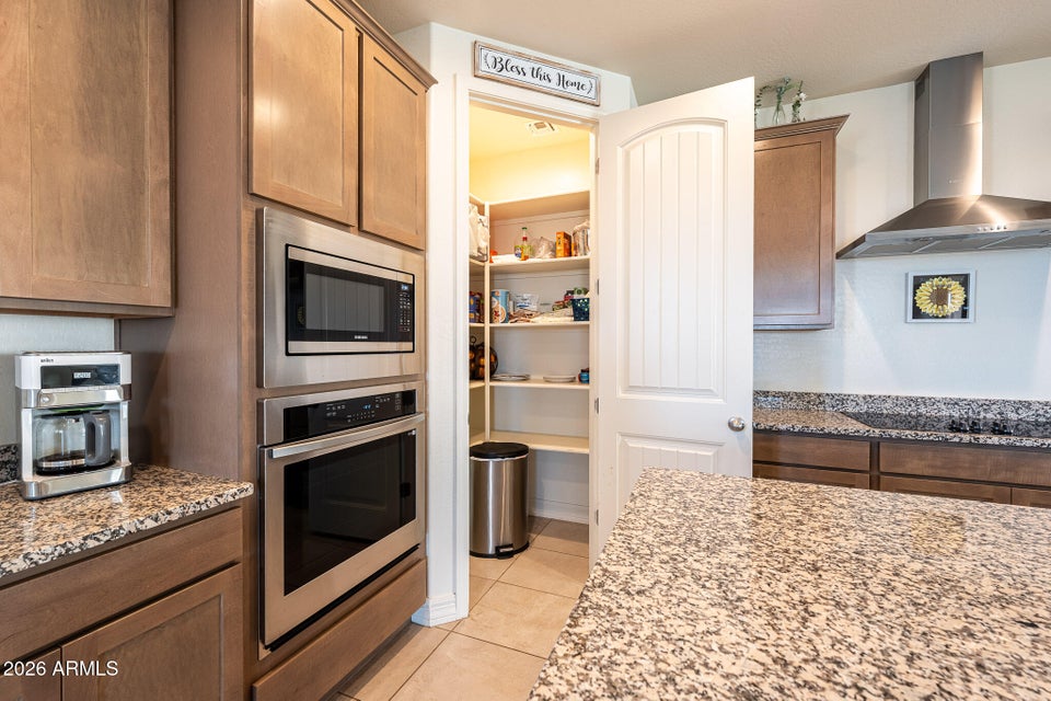 Wittmann, Arizona, 85361, United States, 3 Bedrooms Bedrooms, ,Residential,For Sale,2010818