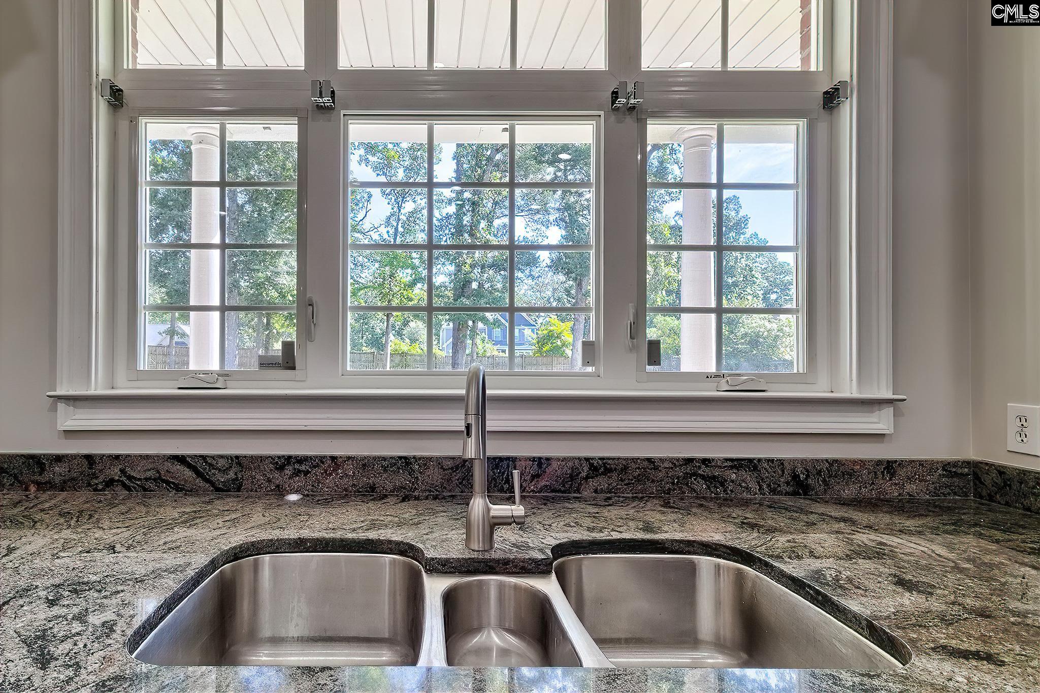 Irmo, South Carolina, 29063, United States, 6 Bedrooms Bedrooms, ,5 BathroomsBathrooms,Residential,For Sale,1940995