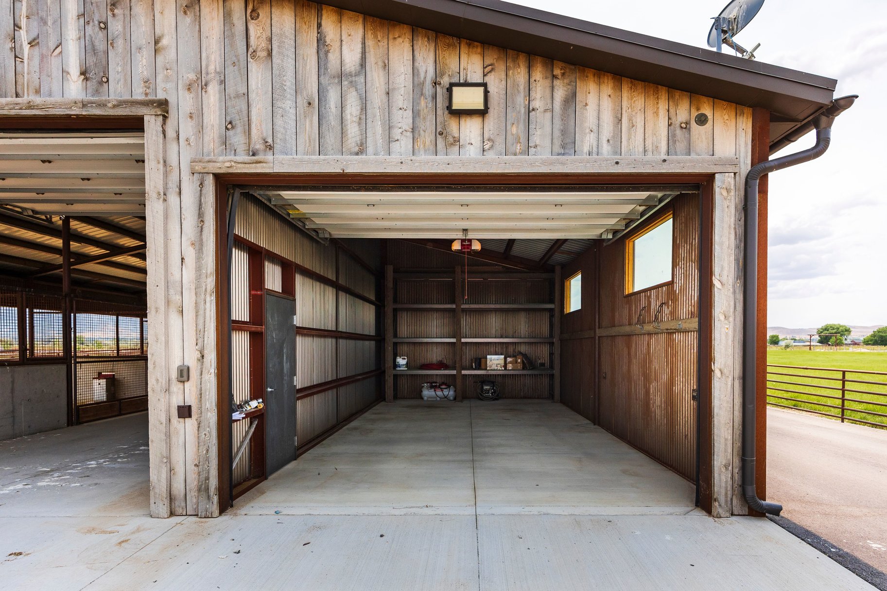  Refined Farmhouse Living with Professional Horse Facilities - 物件實景