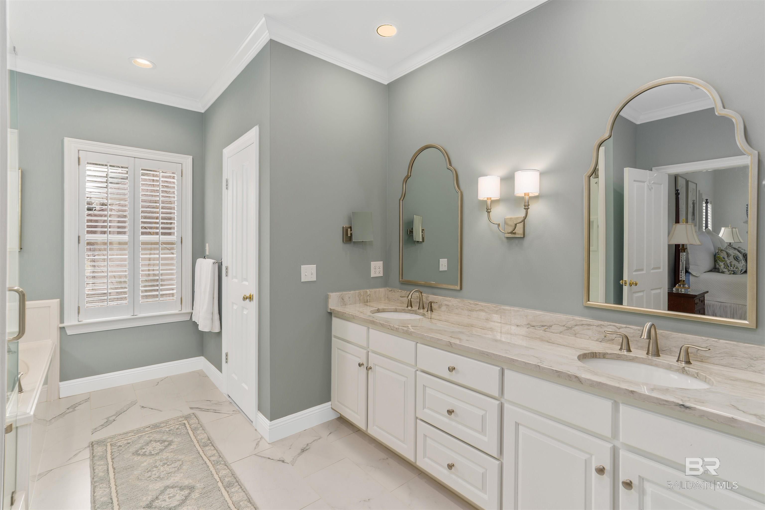 Daphne, Alabama, 36527, United States, 4 Bedrooms Bedrooms, ,4 BathroomsBathrooms,Residential,For Sale,1805519