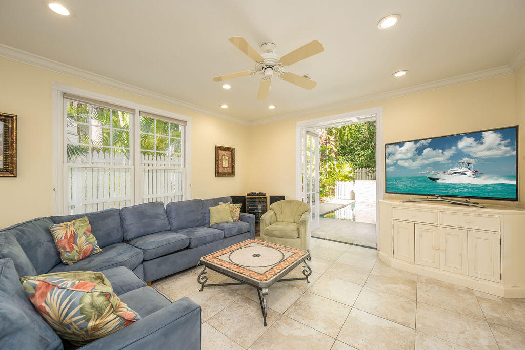 KEY WEST, Florida, 33040, United States, 5 Bedrooms Bedrooms, ,4 BathroomsBathrooms,Residential,For Sale,1847145
