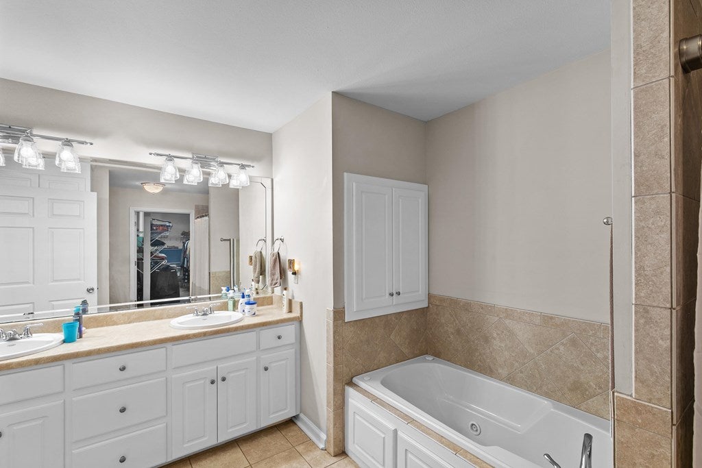 Midland City, Alabama, 36350, United States, 4 Bedrooms Bedrooms, ,3 BathroomsBathrooms,Residential,For Sale,1989153