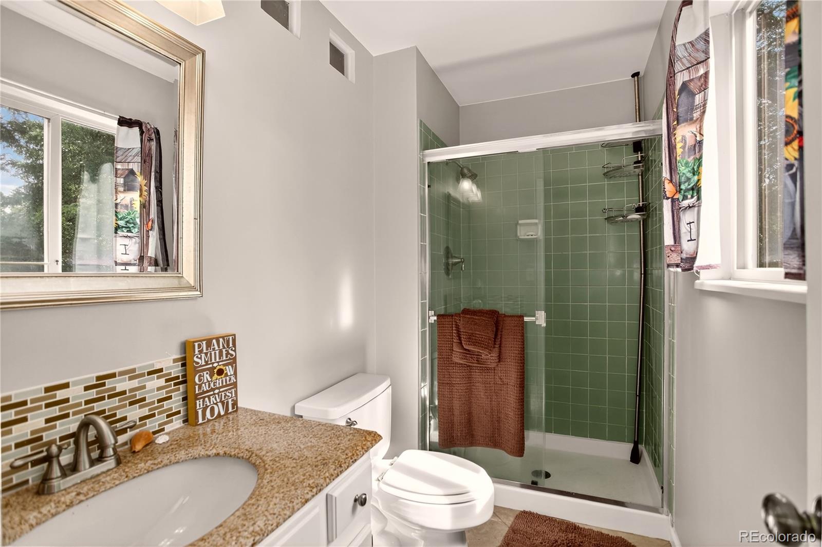 Castle Rock, Colorado, 80104, United States, 4 Bedrooms Bedrooms, ,2 BathroomsBathrooms,Residential,For Sale,1911014