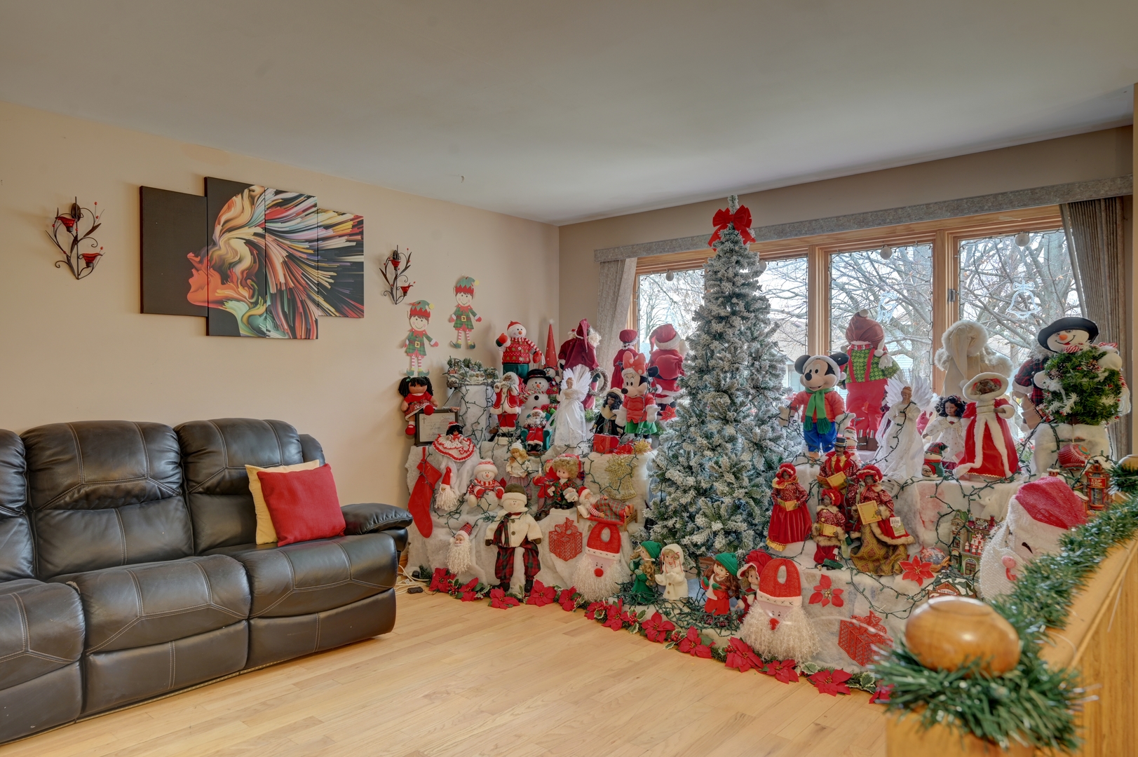 River Grove, Illinois, 60171, United States, 5 Bedrooms Bedrooms, ,4 BathroomsBathrooms,Residential,For Sale,2002992