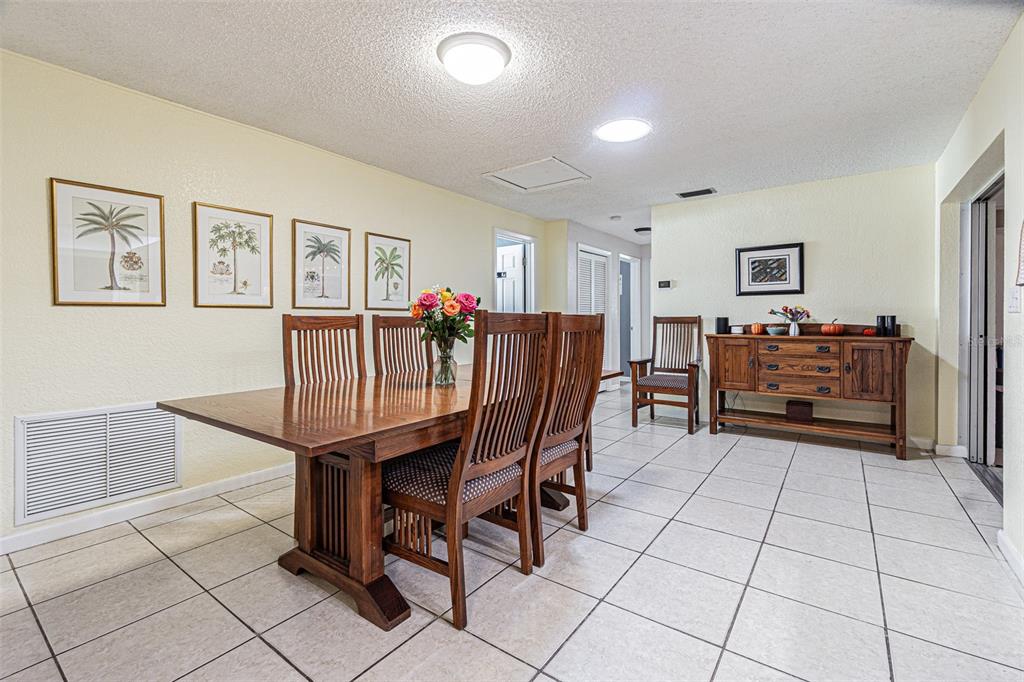 Palm Harbor, Florida, 34683, United States, 4 Bedrooms Bedrooms, ,3 BathroomsBathrooms,Residential,For Sale,1974920