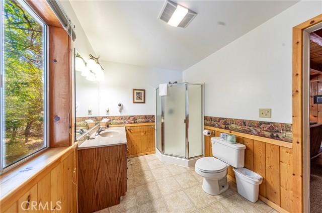 Yosemite, California, 95389, United States, 5 Bedrooms Bedrooms, ,4 BathroomsBathrooms,Residential,For Sale,1981132