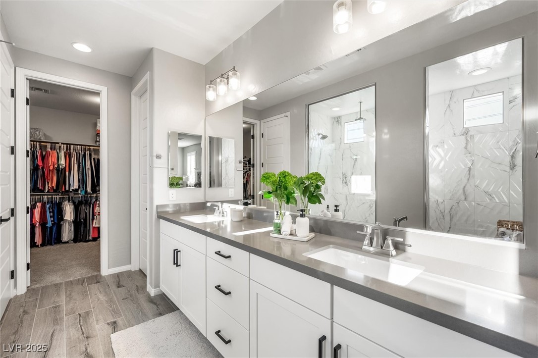 Las Vegas, Nevada, 89183, United States, 4 Bedrooms Bedrooms, ,3 BathroomsBathrooms,Residential,For Sale,1908319