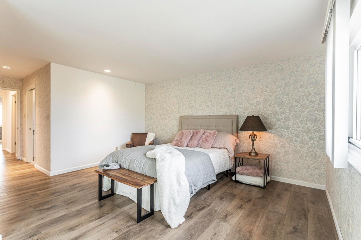 Hollister, California, 95023, United States, 4 Bedrooms Bedrooms, ,3 BathroomsBathrooms,Residential,For Sale,1750657