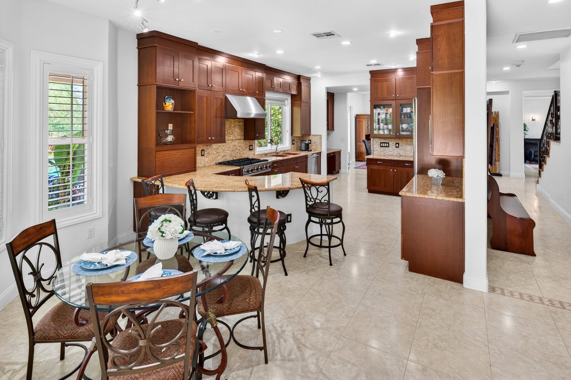  Mountain View home on Cul-de-Sac with Pool, Spa & Sport Court - 物件實景