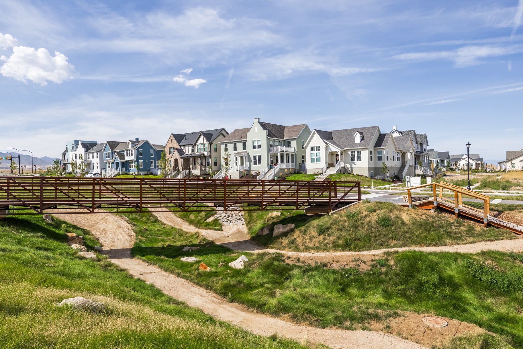  Tudor 3-Story Townhome in Upper Daybreak - 物件實景