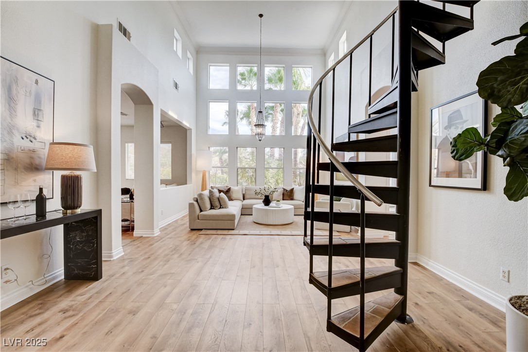 Henderson, Nevada, 89052, United States, 5 Bedrooms Bedrooms, ,4 BathroomsBathrooms,Residential,For Sale,1989374